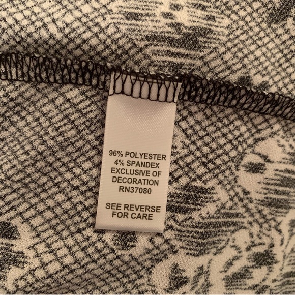 Cato Plus Size Ruffle Bib Flutter Sleeve Blouse Top - Picture 10 of 10